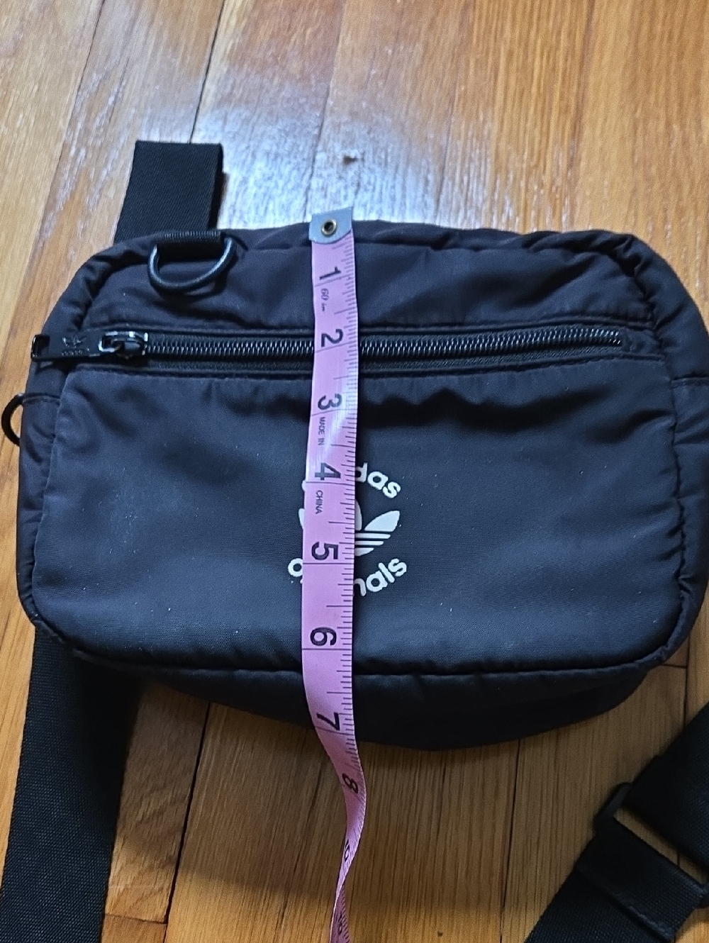 Adidas Black Crossbody Shoulder Bag with Adjustable Strap - Picture 8 of 9